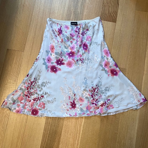 Jacques Vert Purple Floral Silk Blend Flared Skirt - Picture 7 of 10